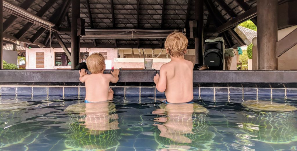 Poolbar im Fairhouse Villa - Koh Samui