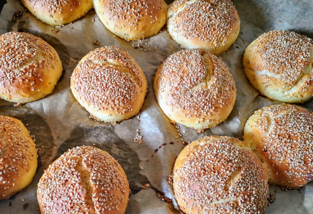 Leckere Brioche-Burger-Buns – ganz einfach ohne kneten