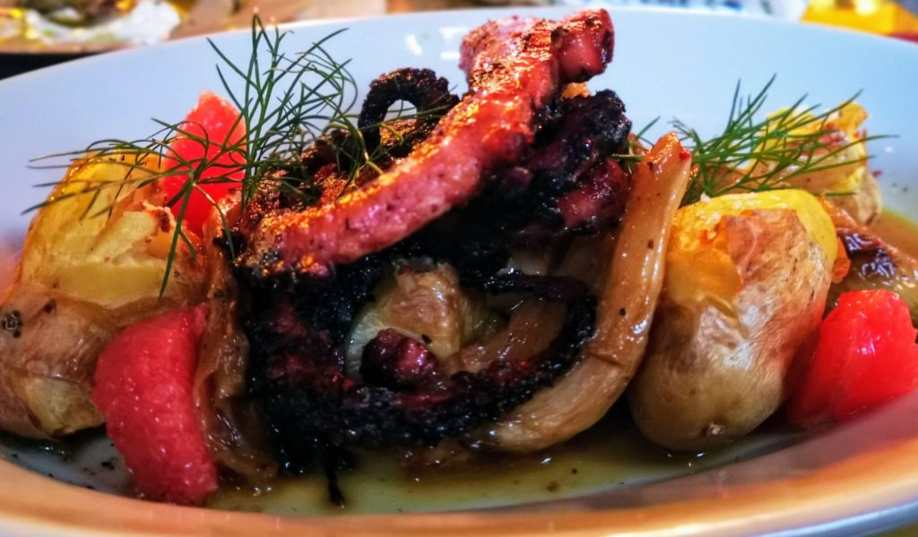 Restaurant NENI Hamburg Oktopus