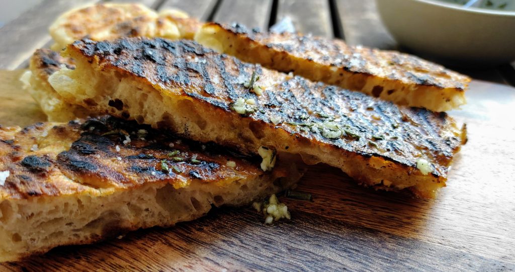 Fladenbrote vom Grill - Synchronbacken Juli 2019