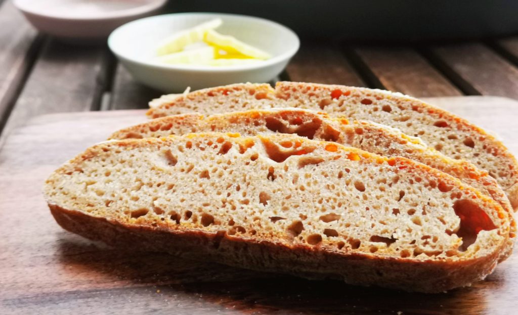 Schwarzer Emmer Langschlaefer Synchronbacken