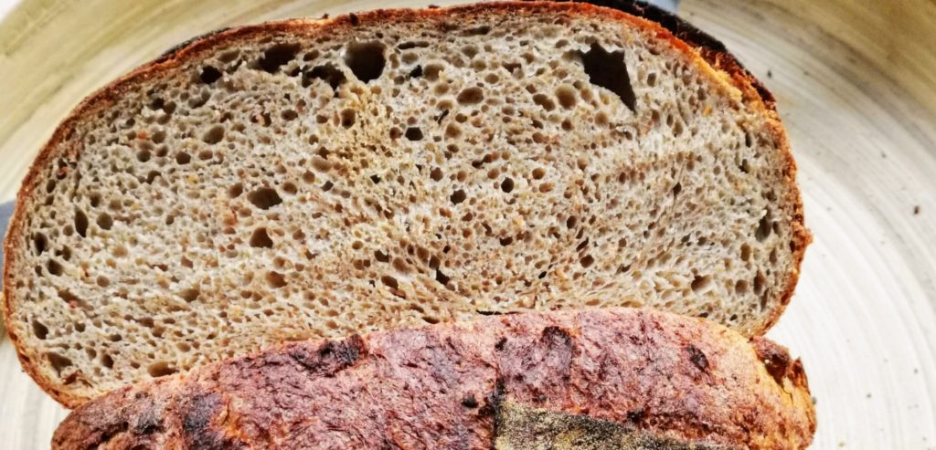Altbrotkruste - ein aromatisches Hefebrot