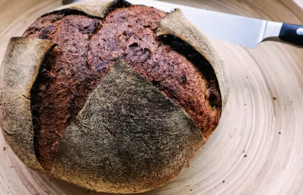 Altbrotkruste - ein aromatisches Hefebrot