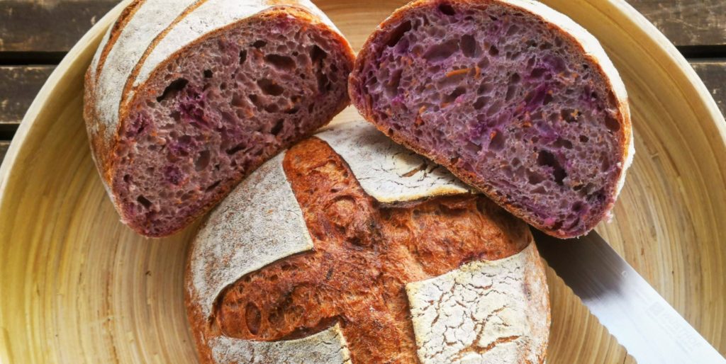 Lila Möhren brot - mit Hefe oder Sauerteig