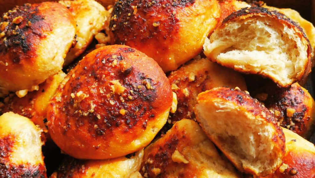 Fluffige Käsebällchen - mehr als einfache Käsebrötchen