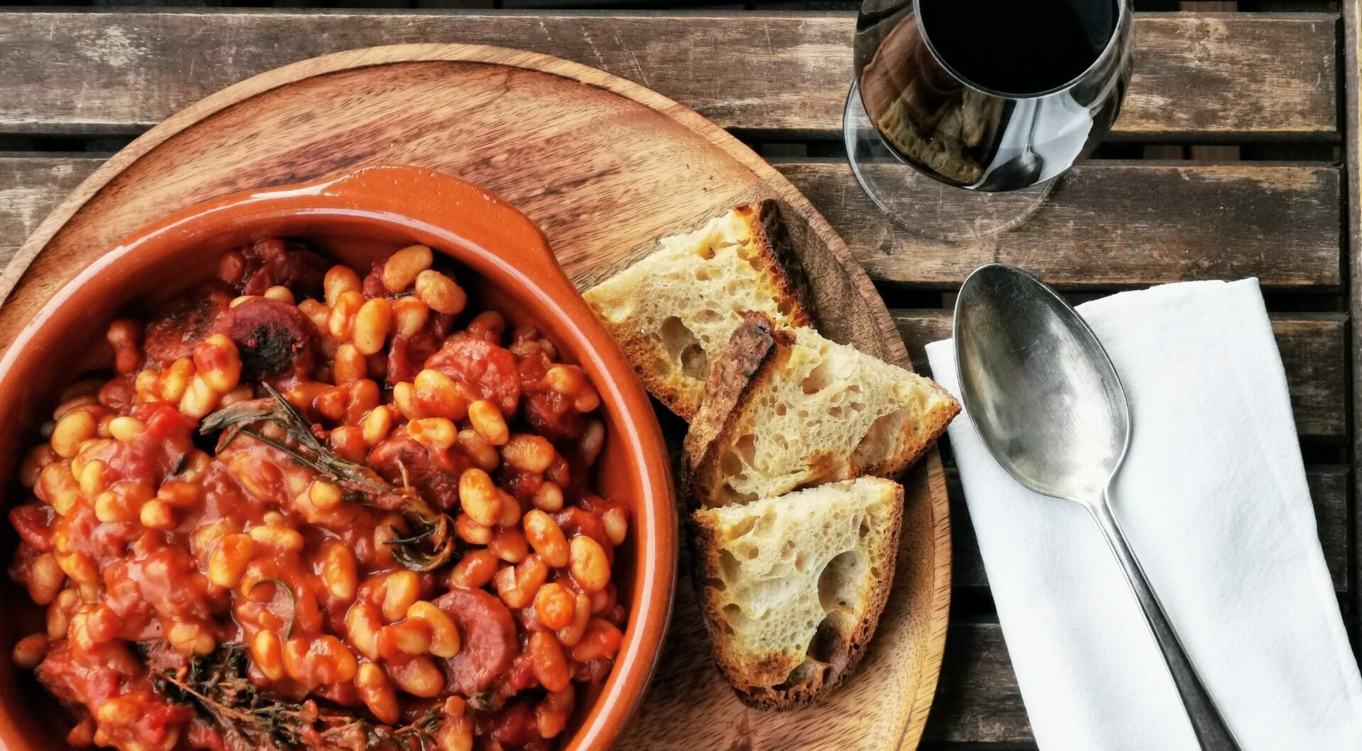 Spanischer Bohneneintopf mit Chorizo – Fabada Asturiana | volkermampft