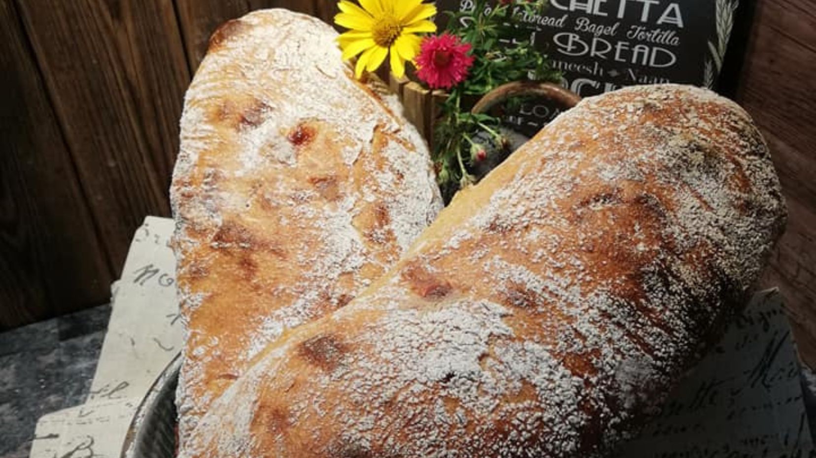 Chili-Parmesan-Stangerl – Beilagenbrot zum Grillen & Buffett Chili-Parmesan-Stangerl – Beilagenbrot zum Grillen & Buffett